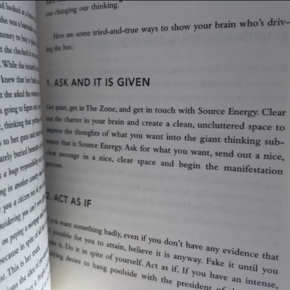 🚨 $5 w/Bundle Purchase 🔥 Book You Are A Badass by Jen Cincero - Picture 5 of 8